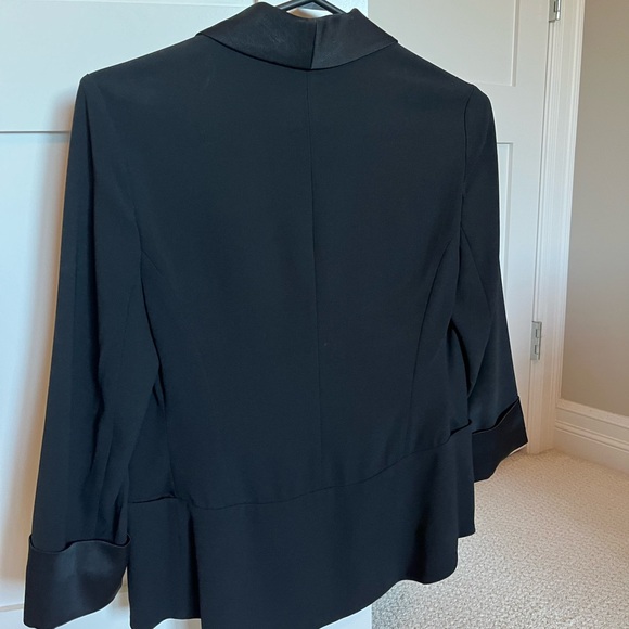 In great condition Wilfred blazer in black, dress it up or down. - Picture 5 of 5